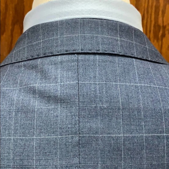 Statement Italy 2 Piece Plaid Suit - Picture 13 of 14